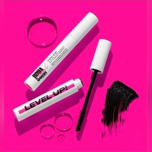 Uoma by Sharon C Badder BOOM! Au Naturel Volumising Mascara BNIB